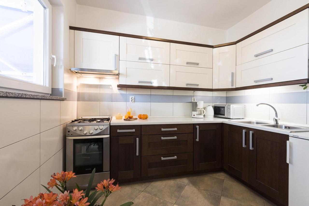 Apartment Carmen Пула Екстериор снимка