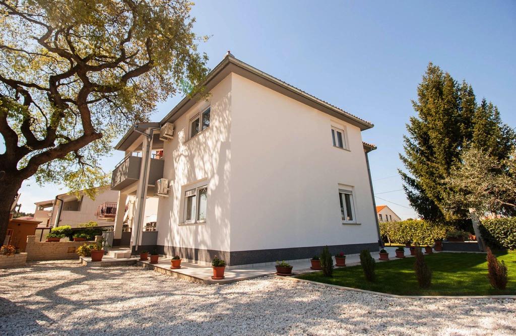 Apartment Carmen Пула Стая снимка
